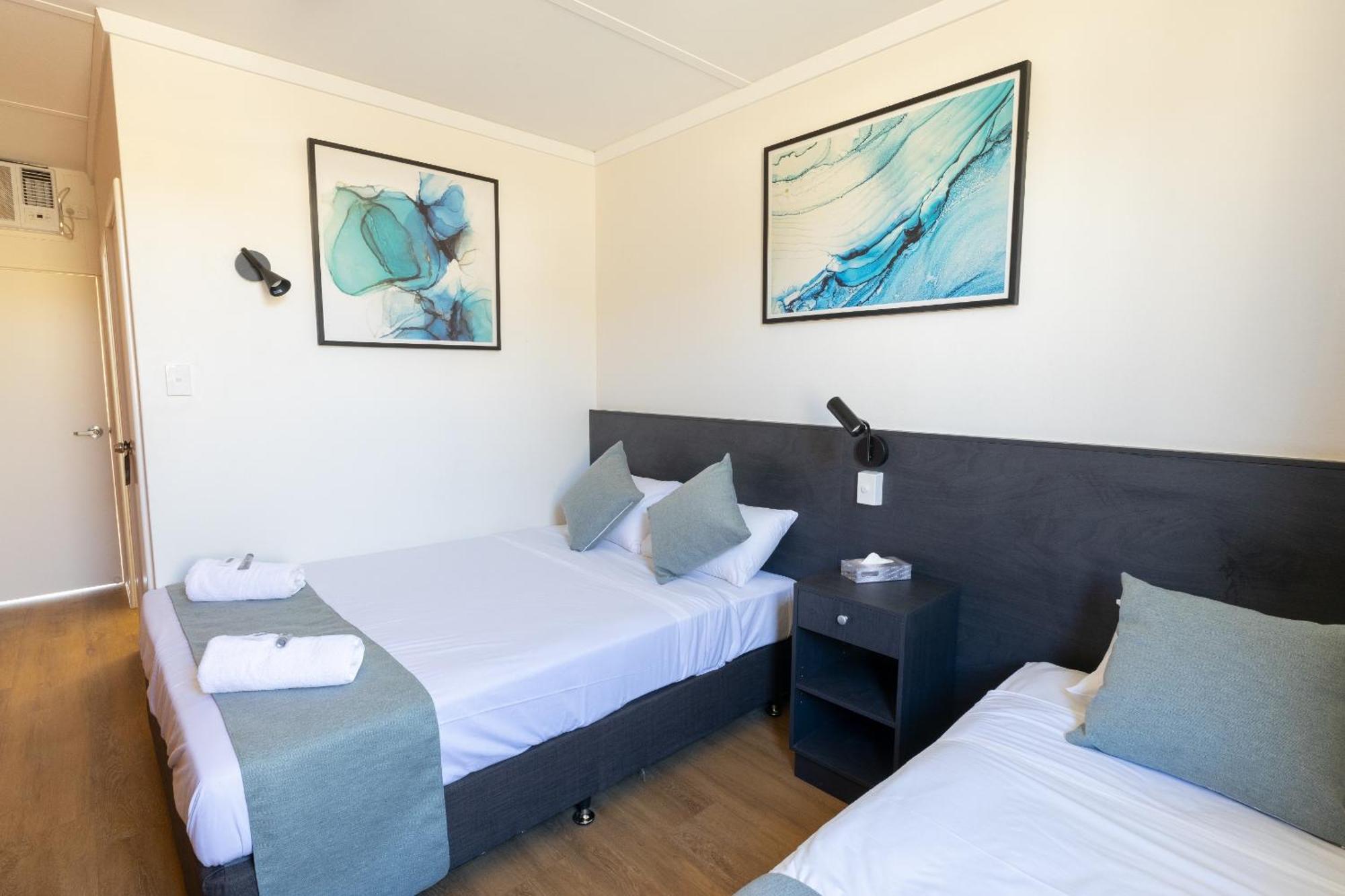 The Club Hotel Gladstone Bagian luar foto